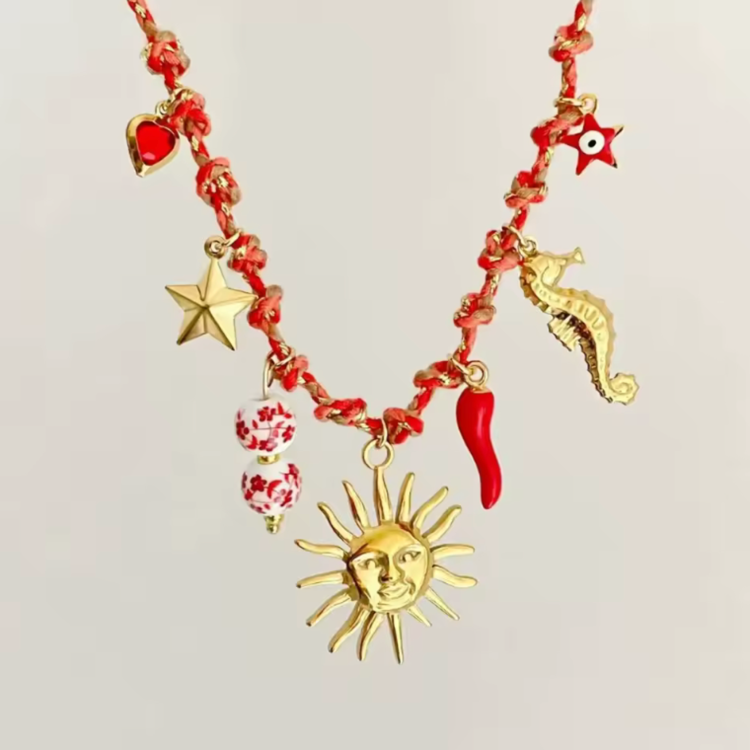 Collar sol y chile rojo