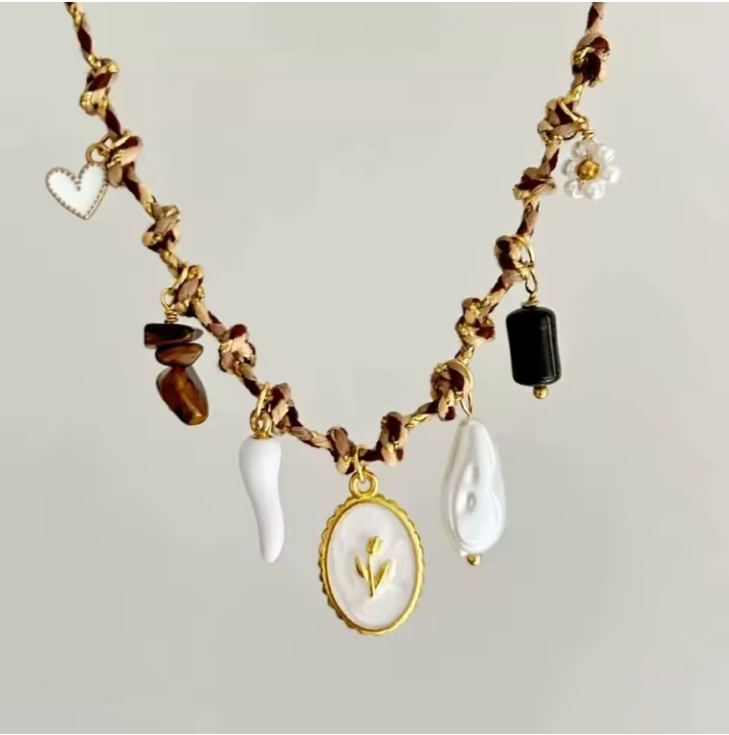 Collar flor café