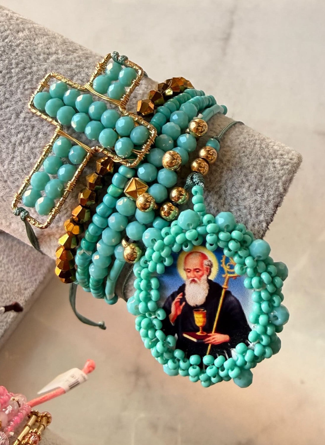 Scapular bracelet game