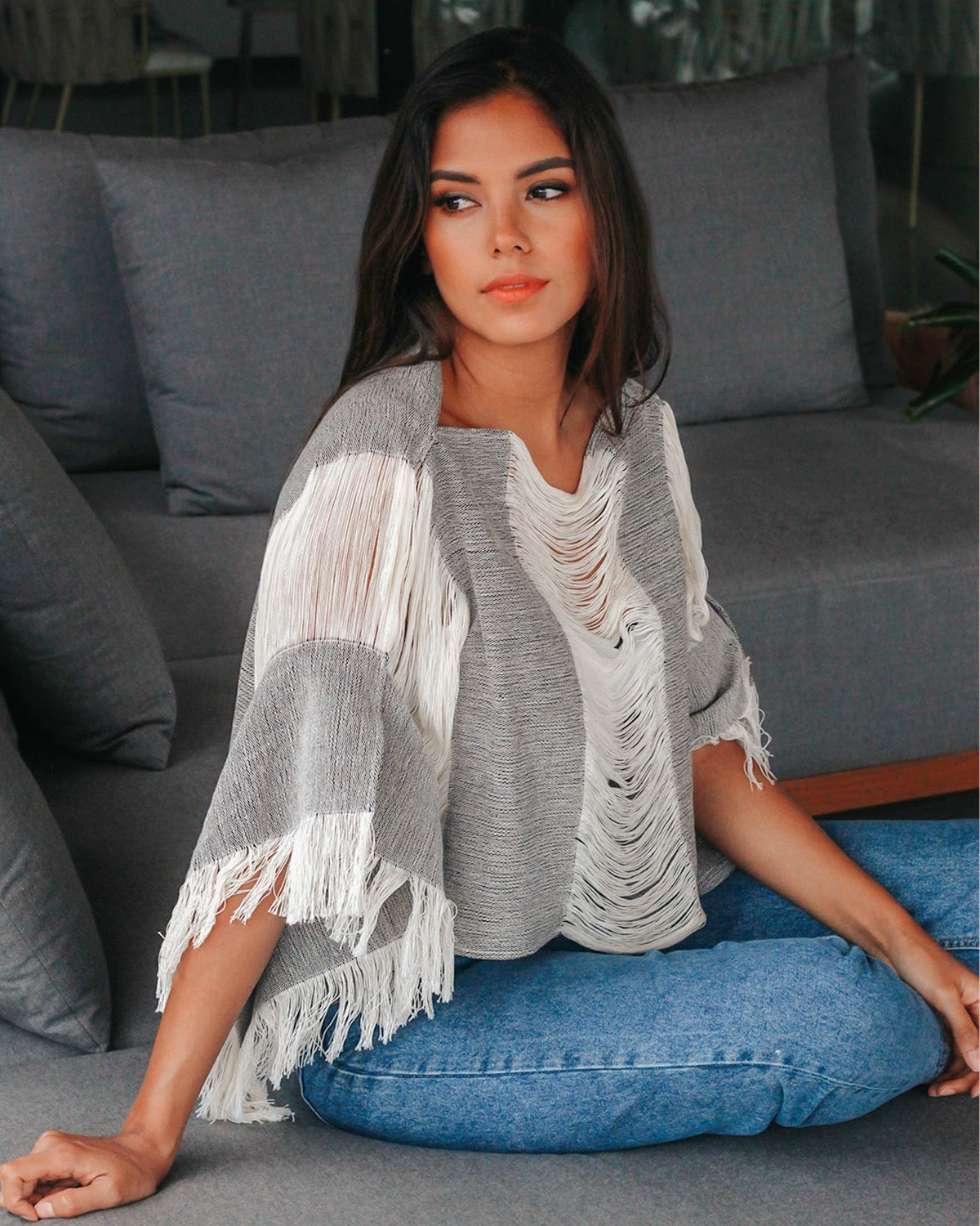 Blusa deshilado y calado negra