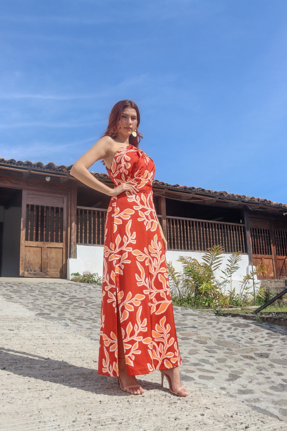 Vestido largo one shoulder